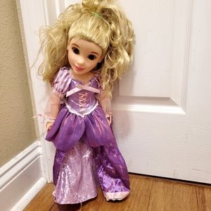 2010 Disney Tangled Rapunzel Doll 18"